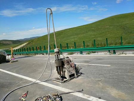 南海公路地基基础注浆加固